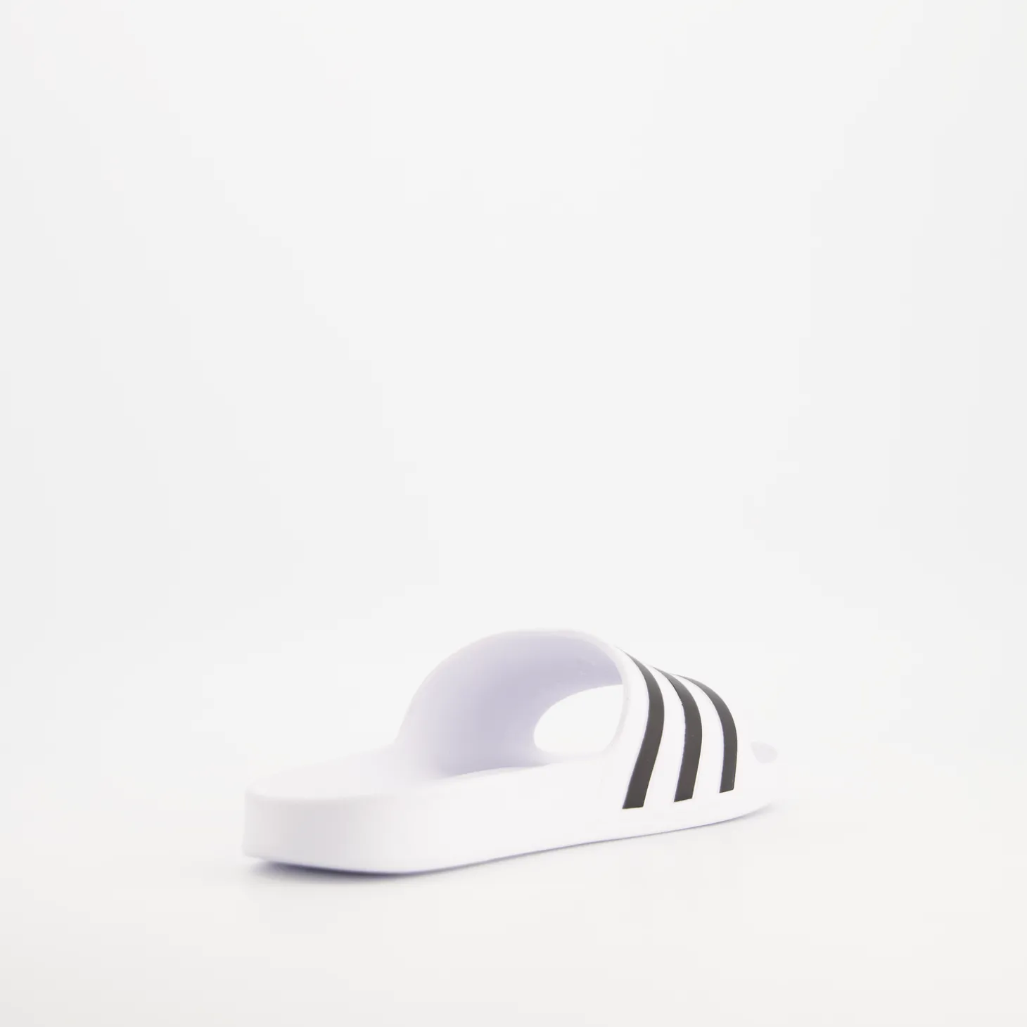 ADILETTE AQUA