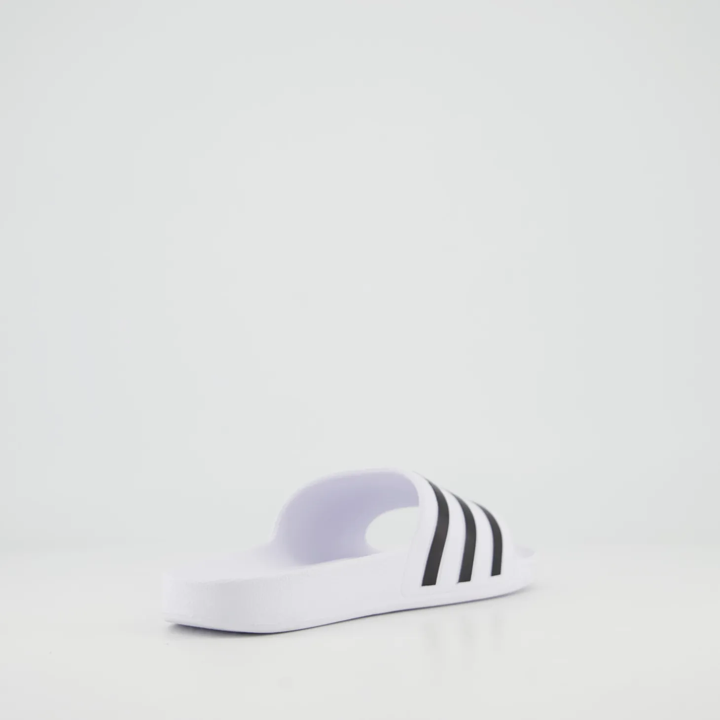 ADILETTE AQUA