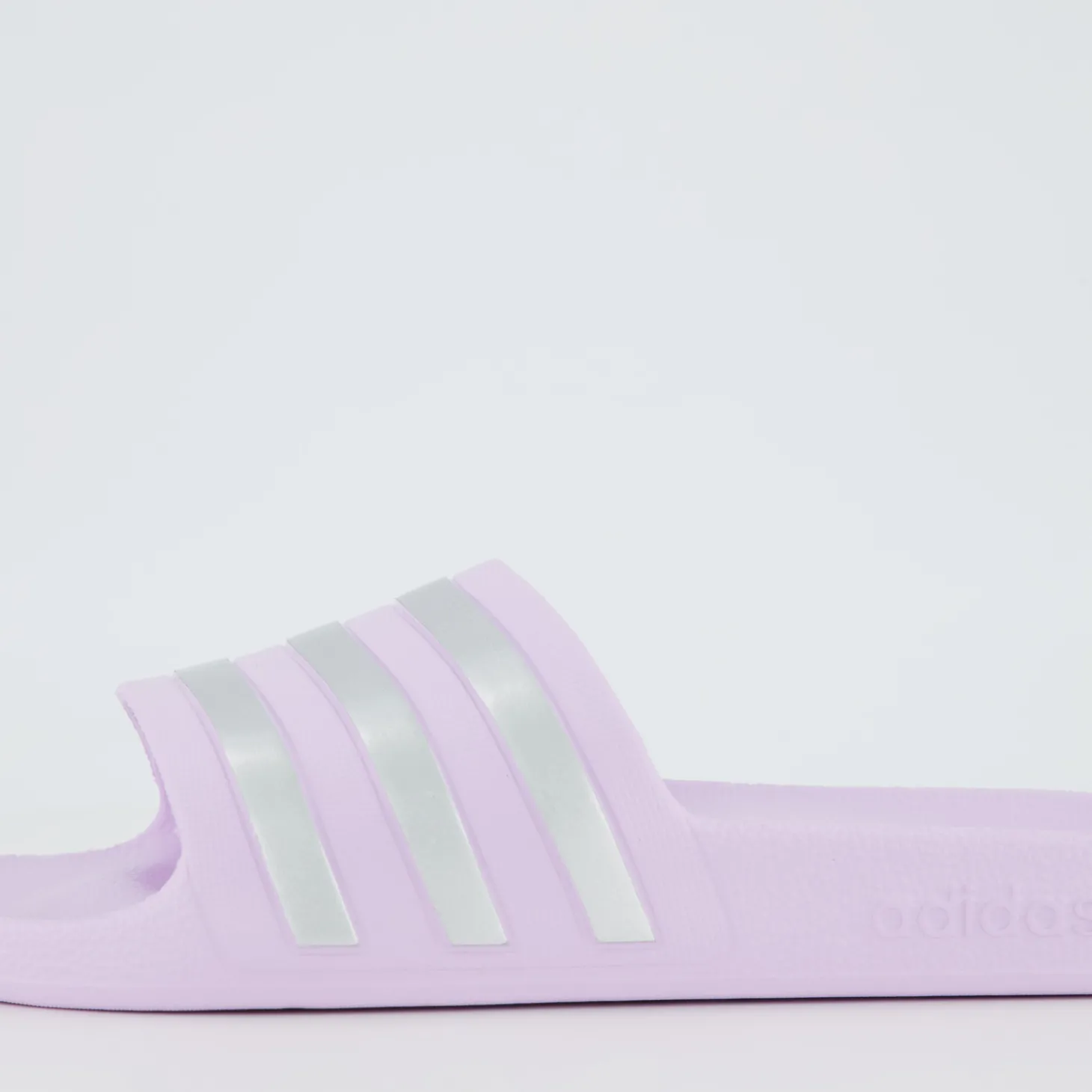 ADILETTE AQUA