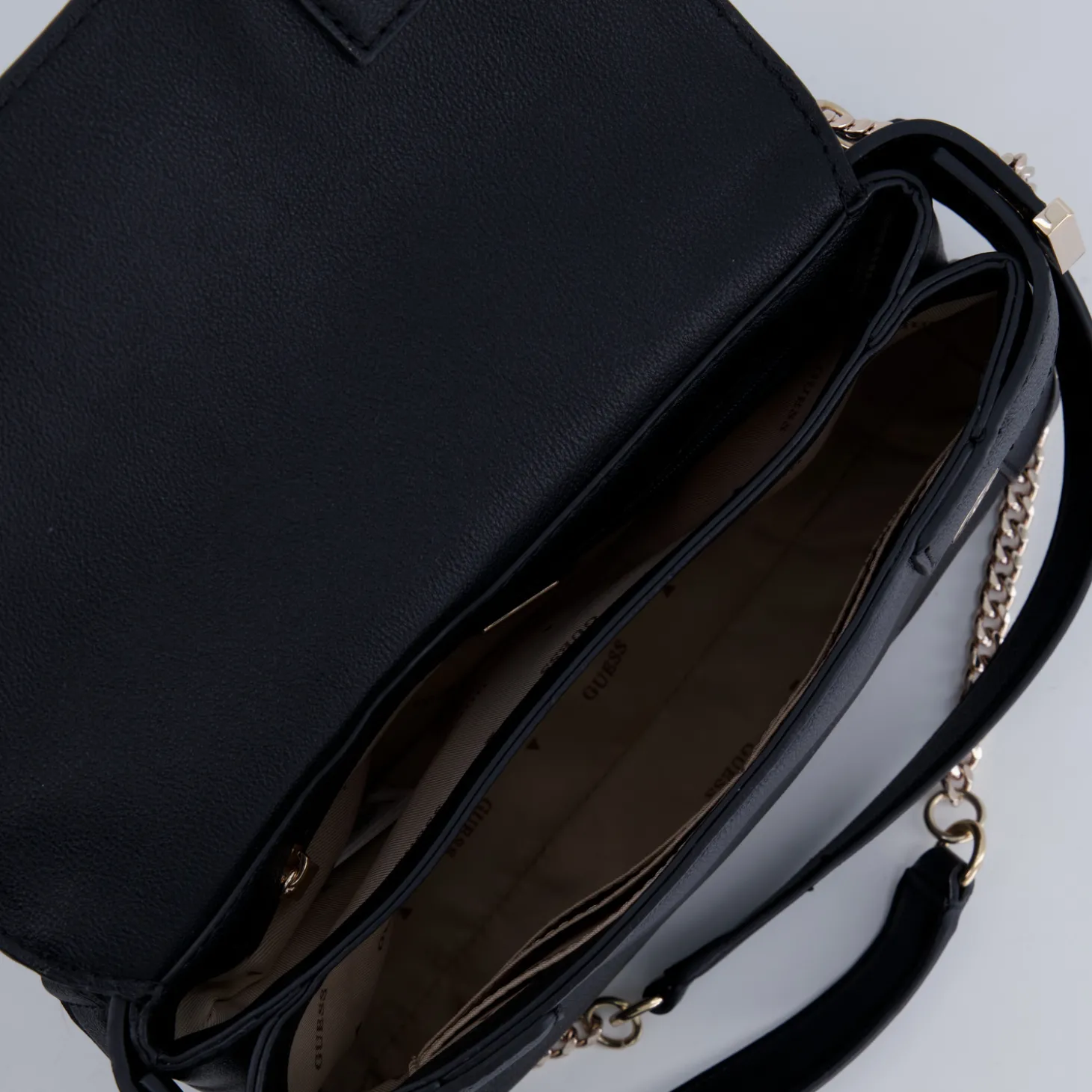 ANADELA CONVERTIBLE XBODY FLAP