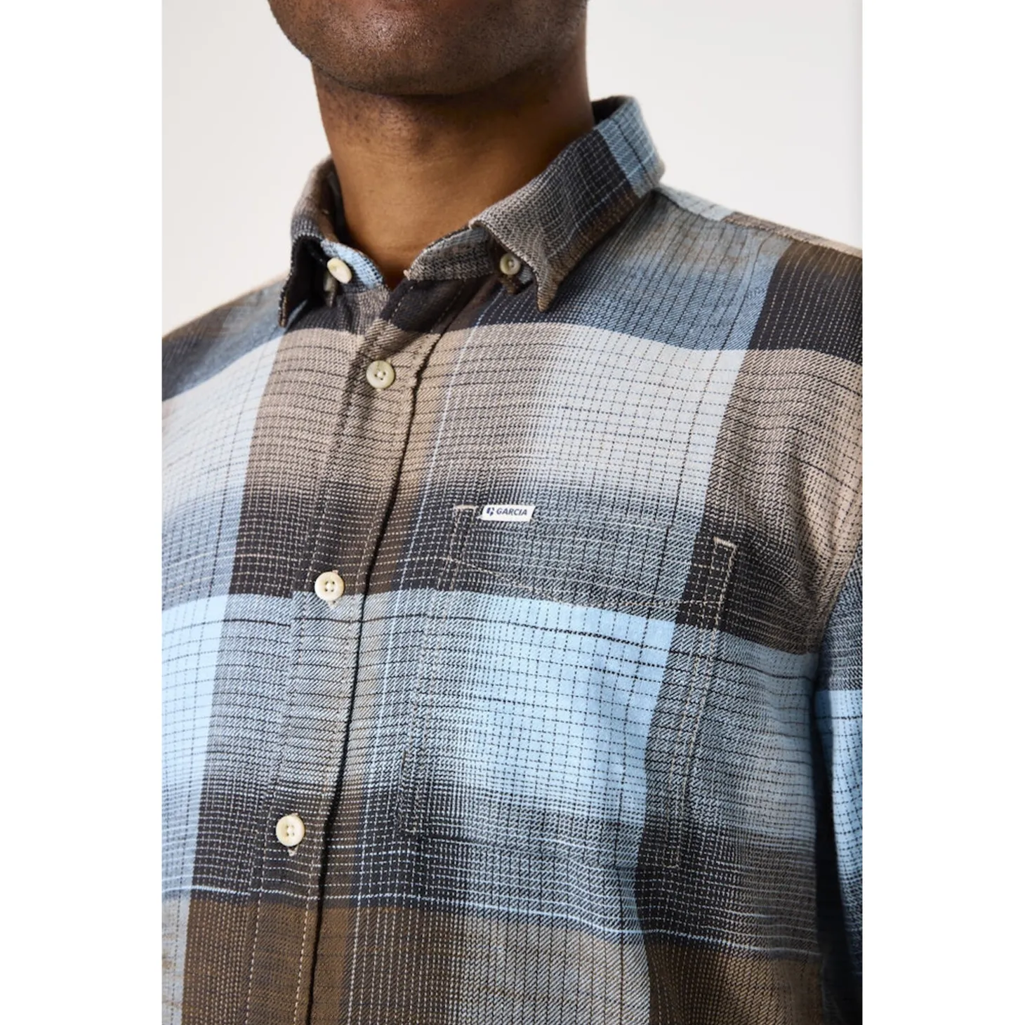 B51081_men`s shirt ls