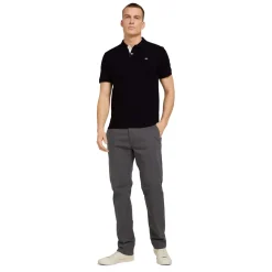 Basic polo with contrast