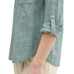 Blouse with slub structure
