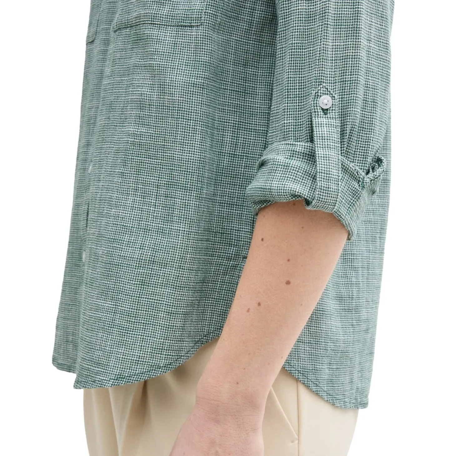 Blouse with slub structure