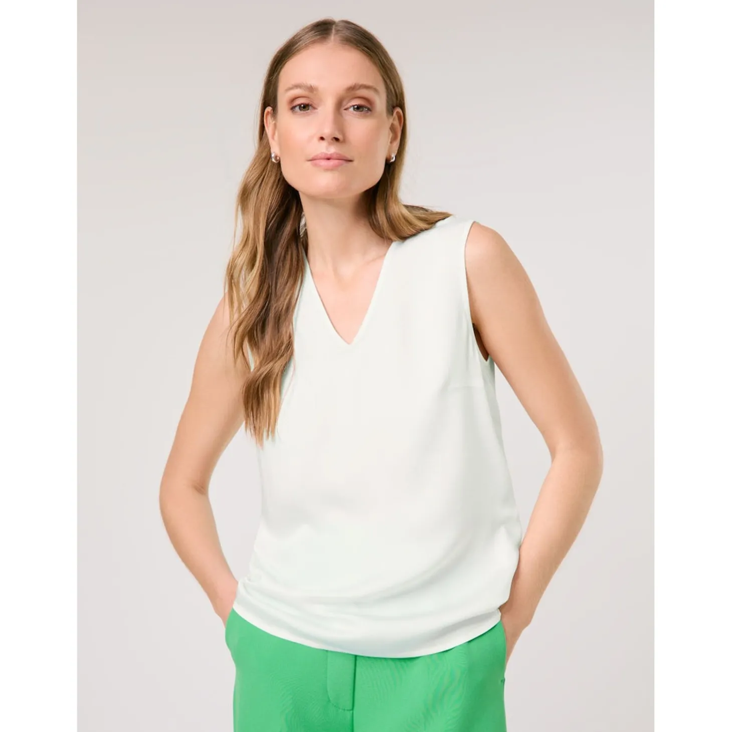 BLUSE OHNE ARM