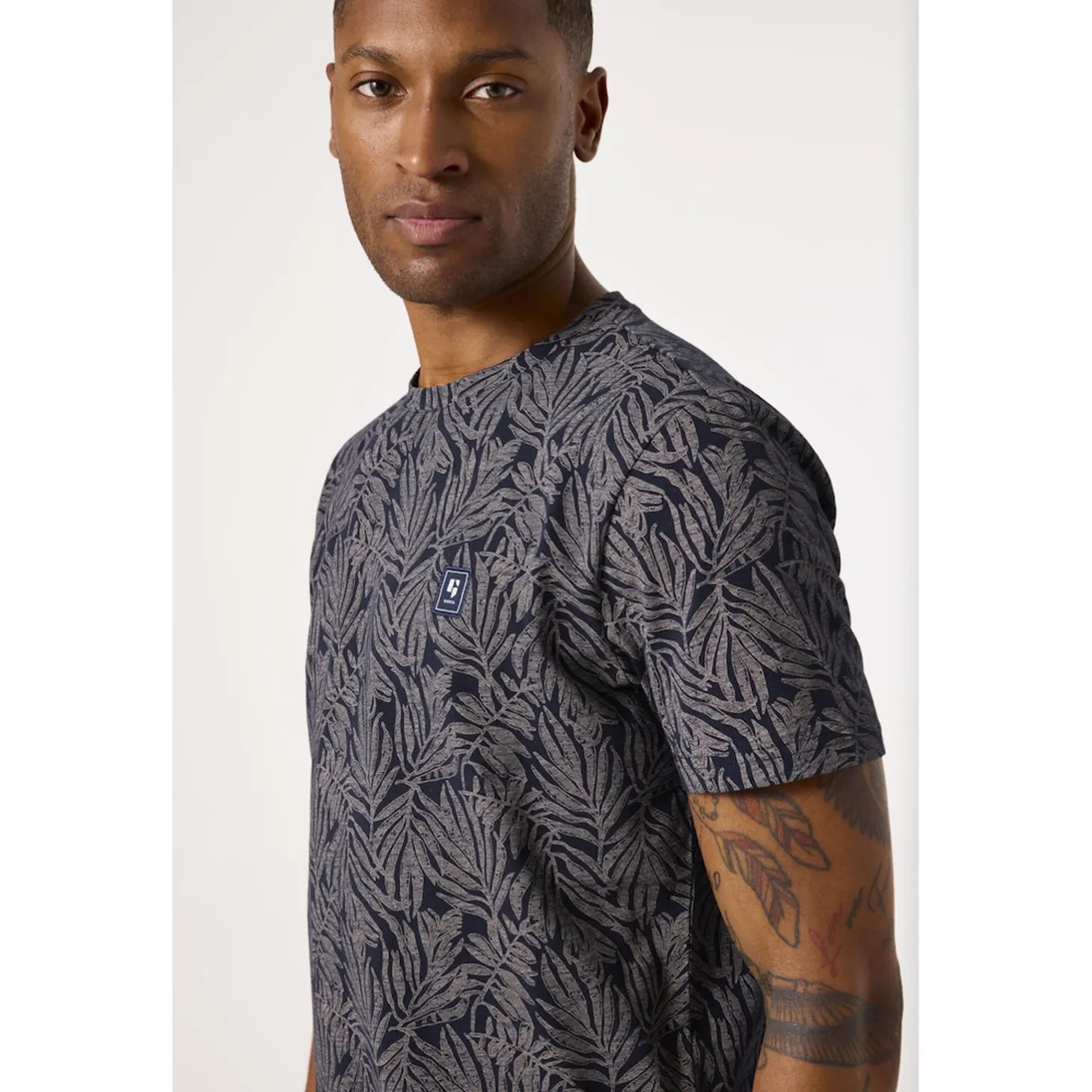 C51203_men`s T-shirt ss