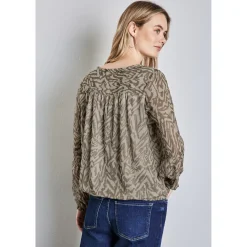 Chiffon V-neck blouse w gather