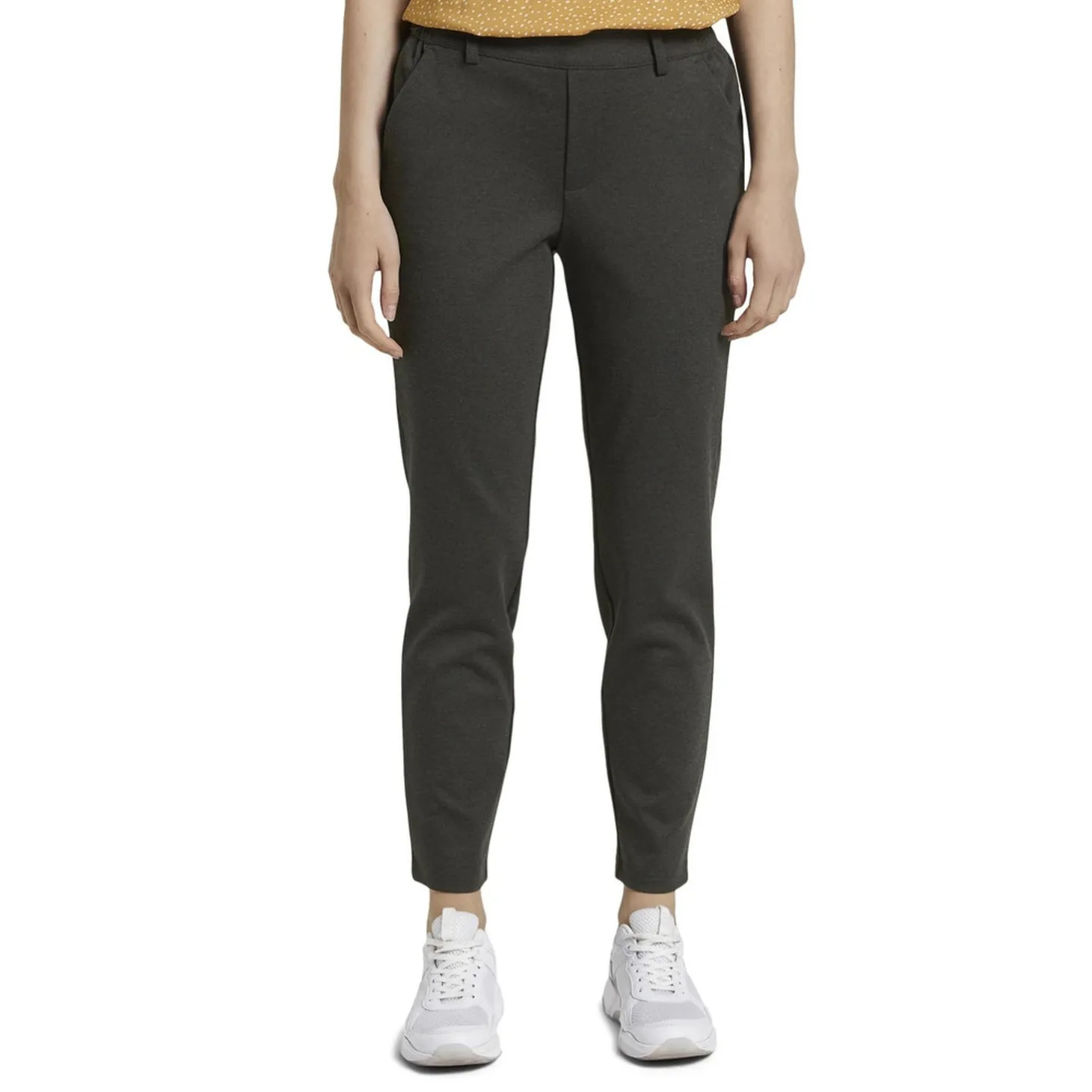 Constructed knitted pants