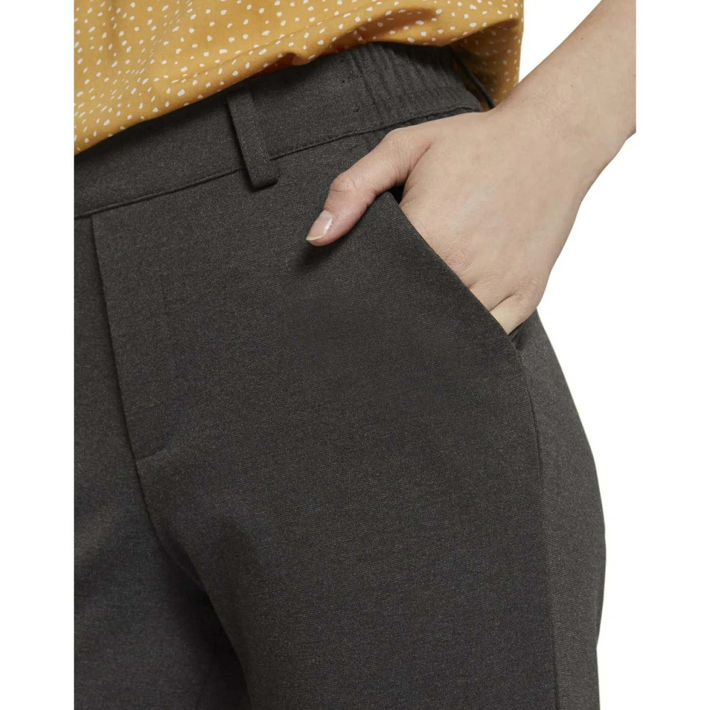 Constructed knitted pants