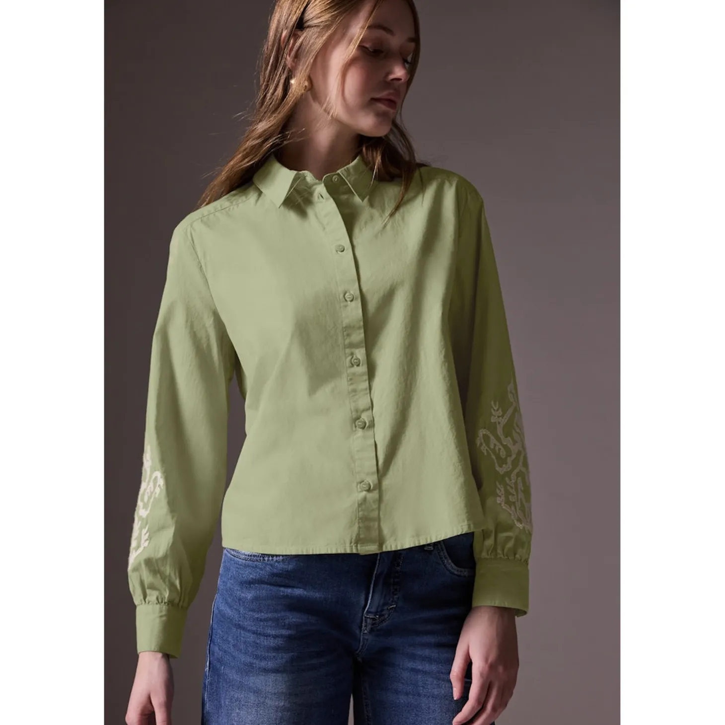 Cotton Shirtcollar blouse w em