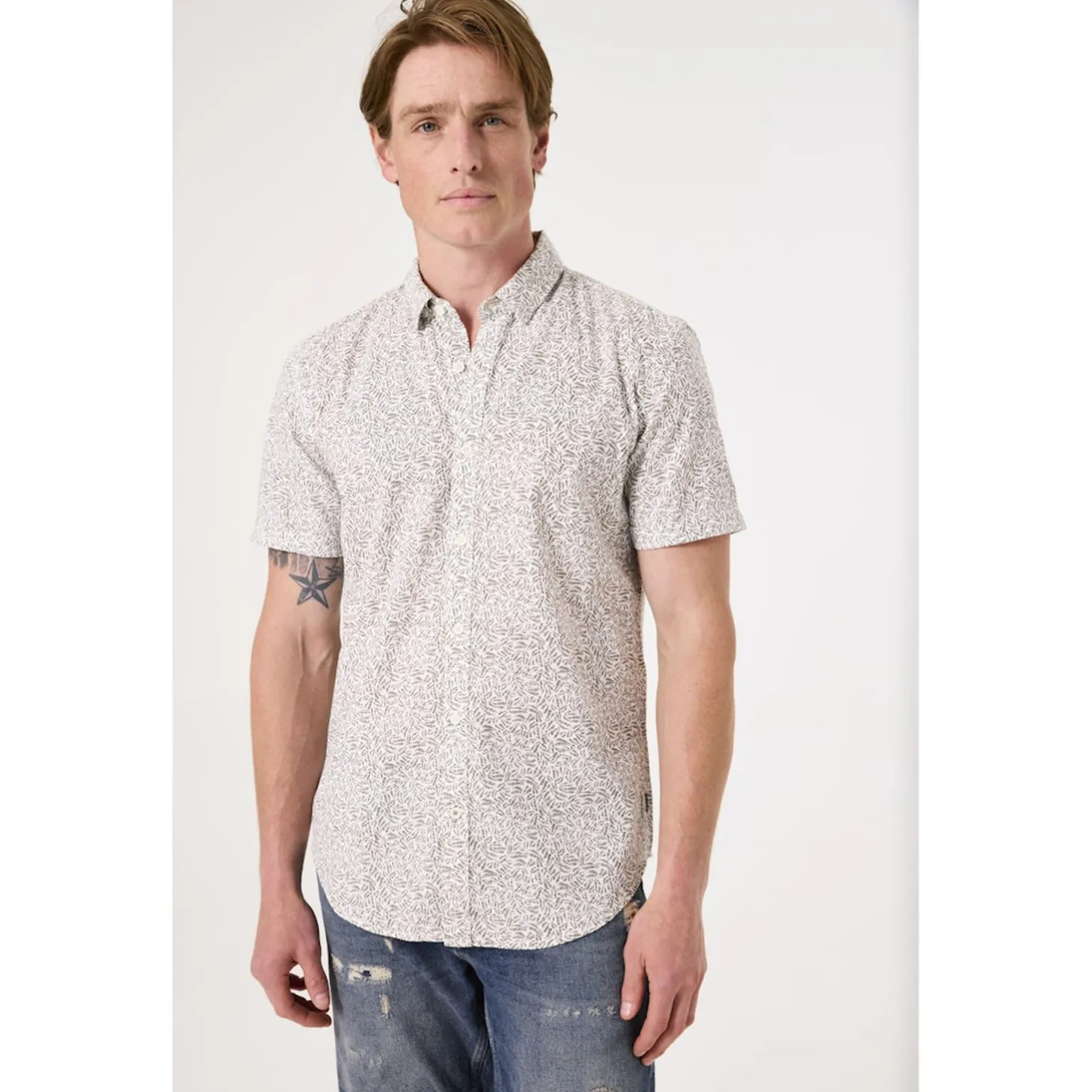 D51094_men`s shirt ss