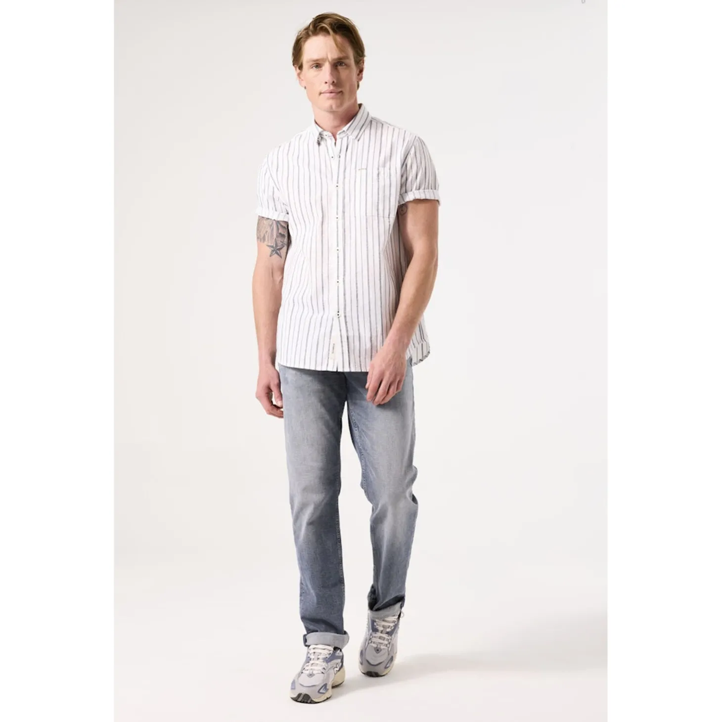 D51092_men`s shirt ss