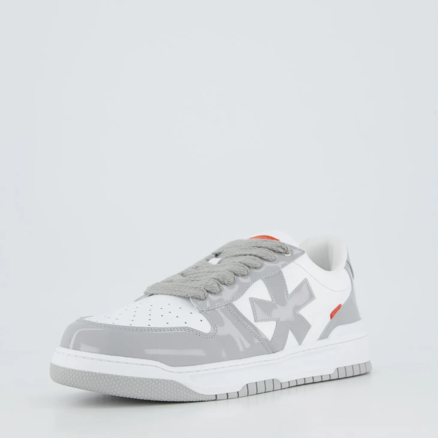 DREW - PATENT GREY / WHITE Lea