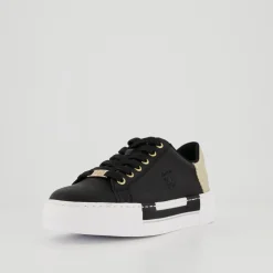 Halbschuhe