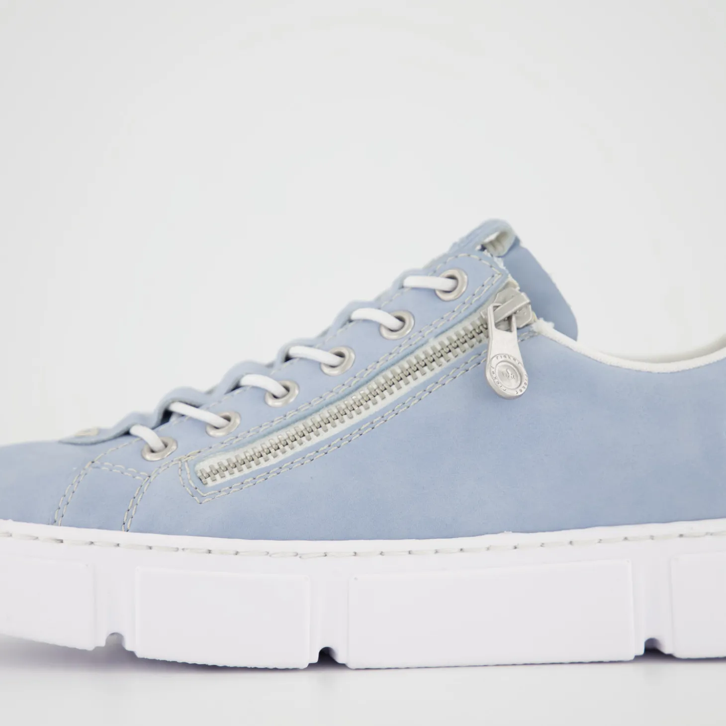 Halbschuhe
