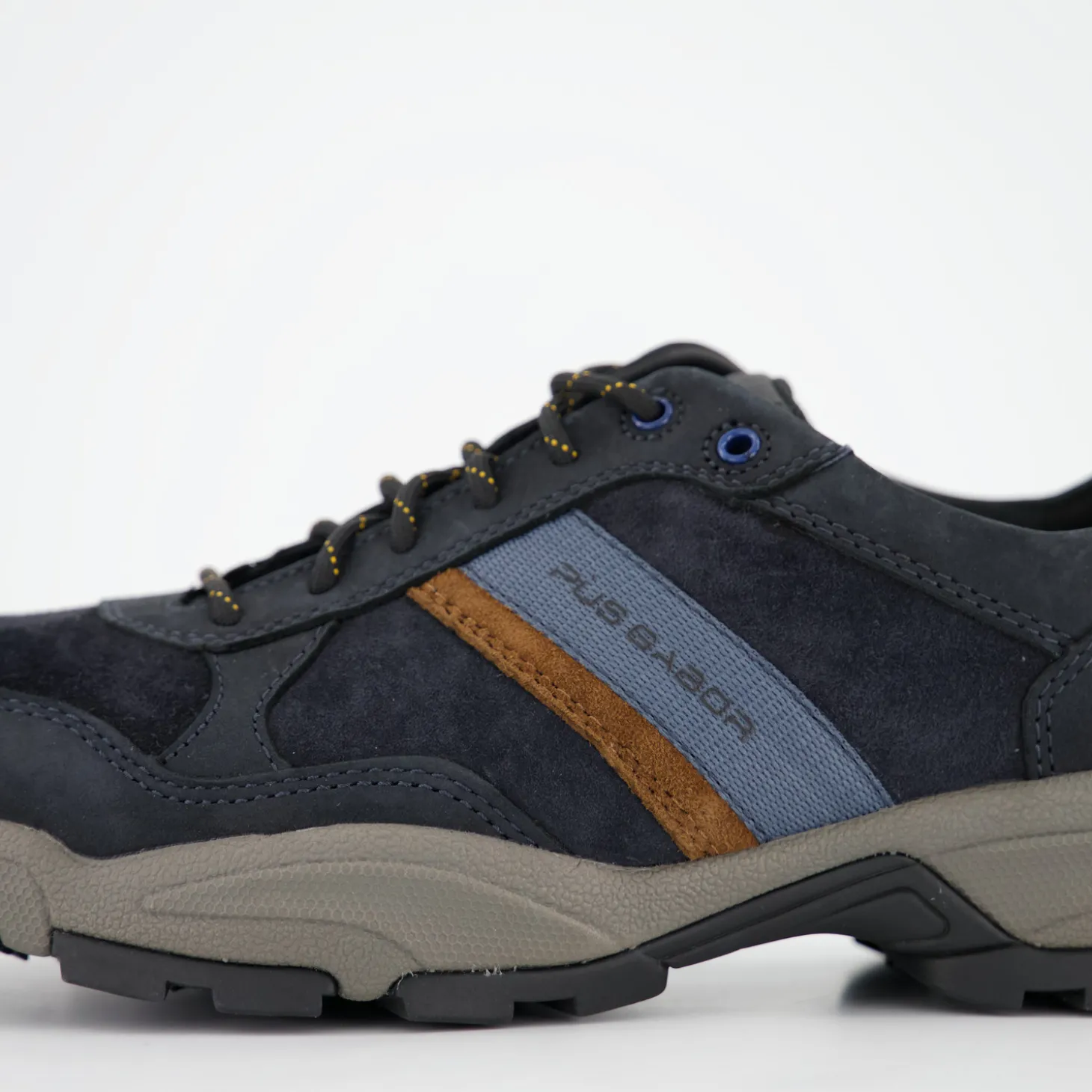 Halbschuhe