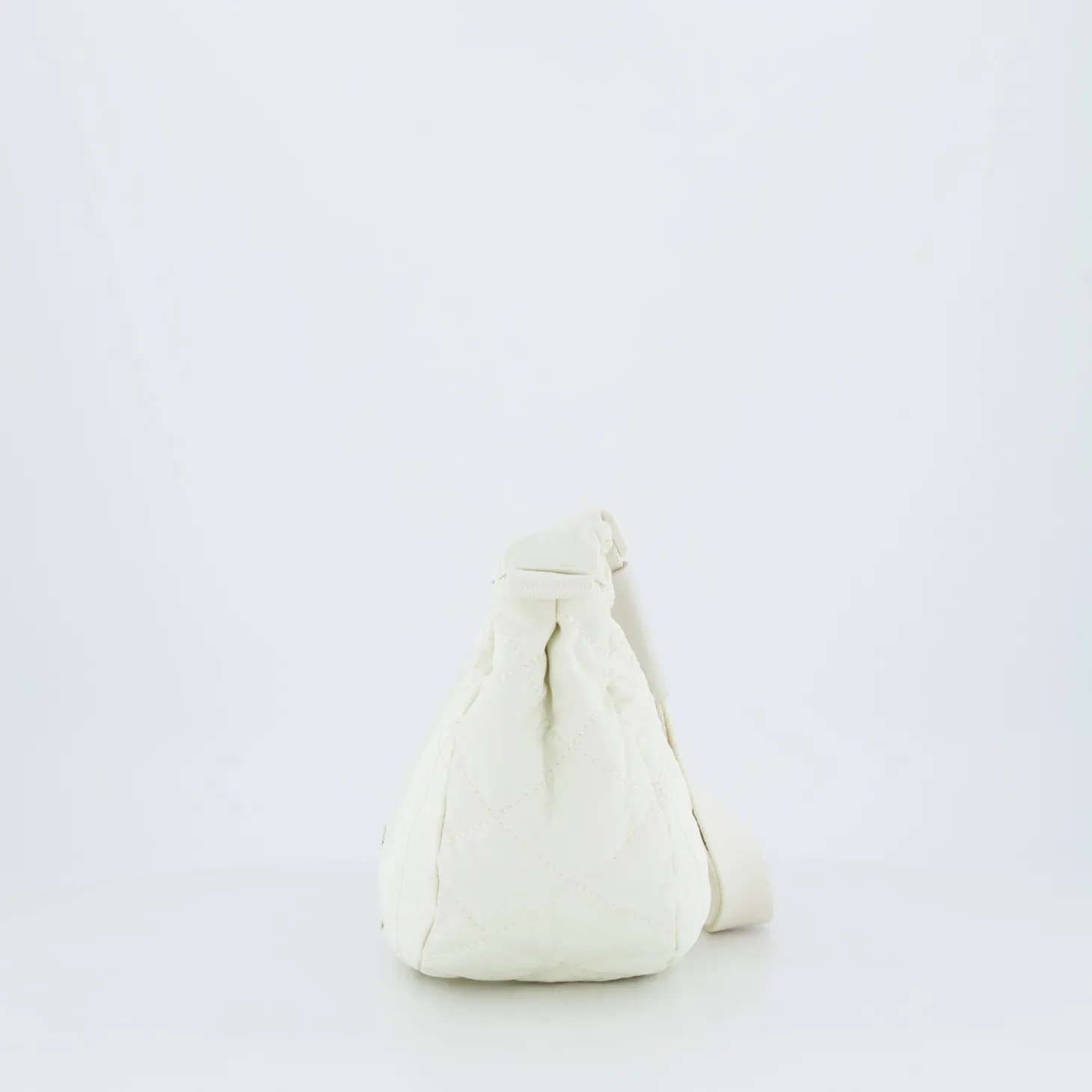 Hetta Halfmoon Bag