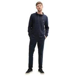 Injected t-shirt snood