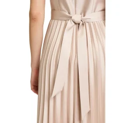 Kleid Lang ohne Arm