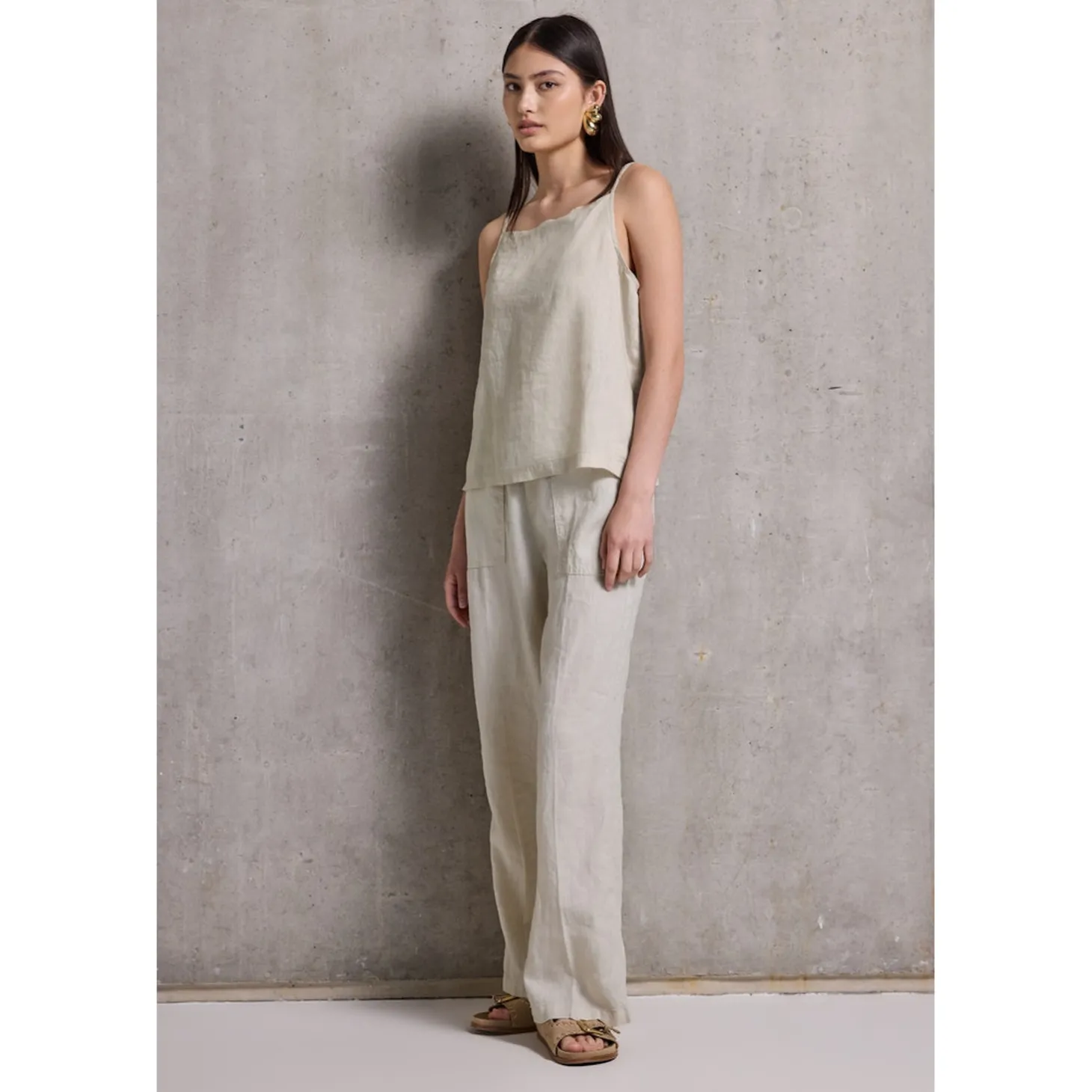 LS_Strap Blousetop w button de