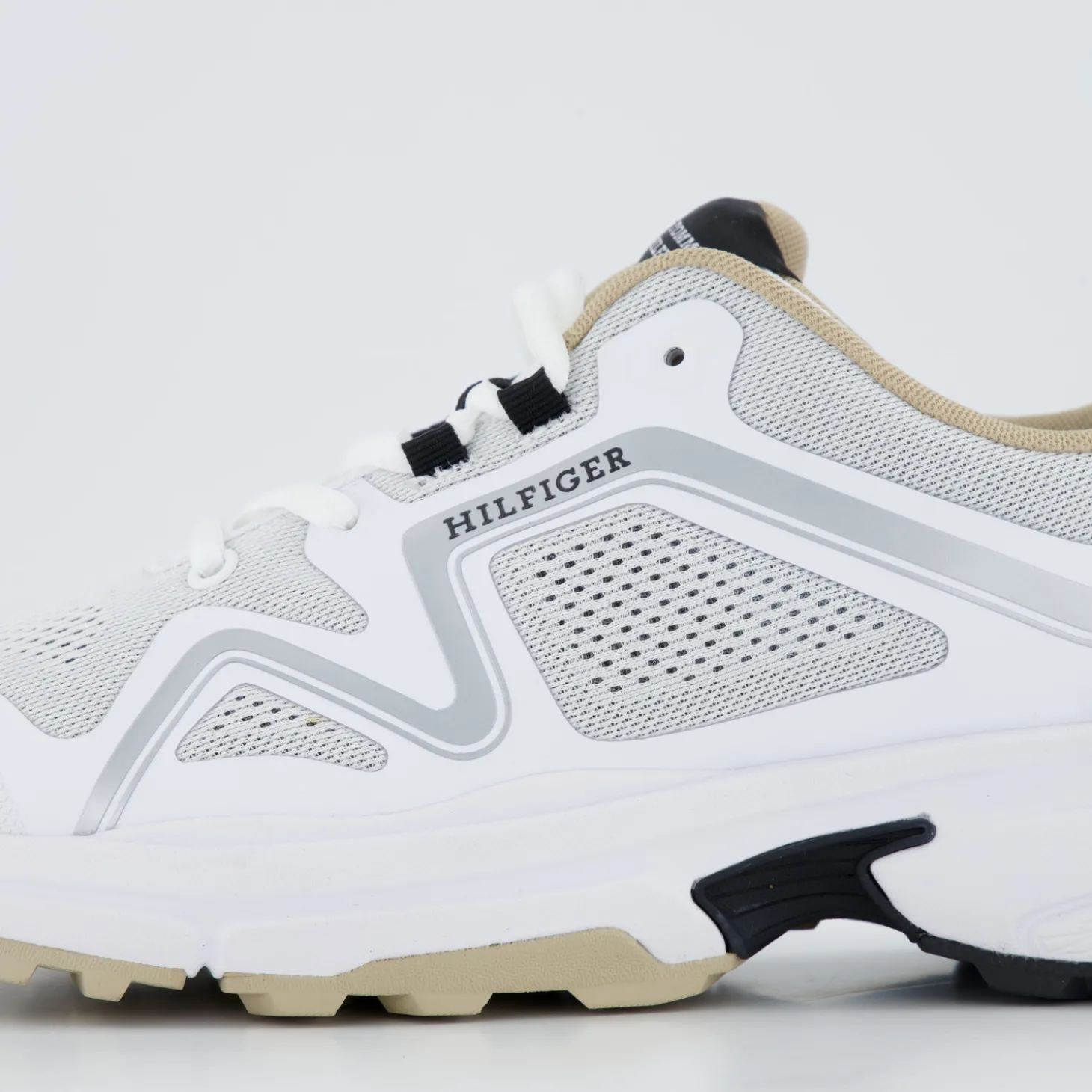 M RUNNER TECH KNIT