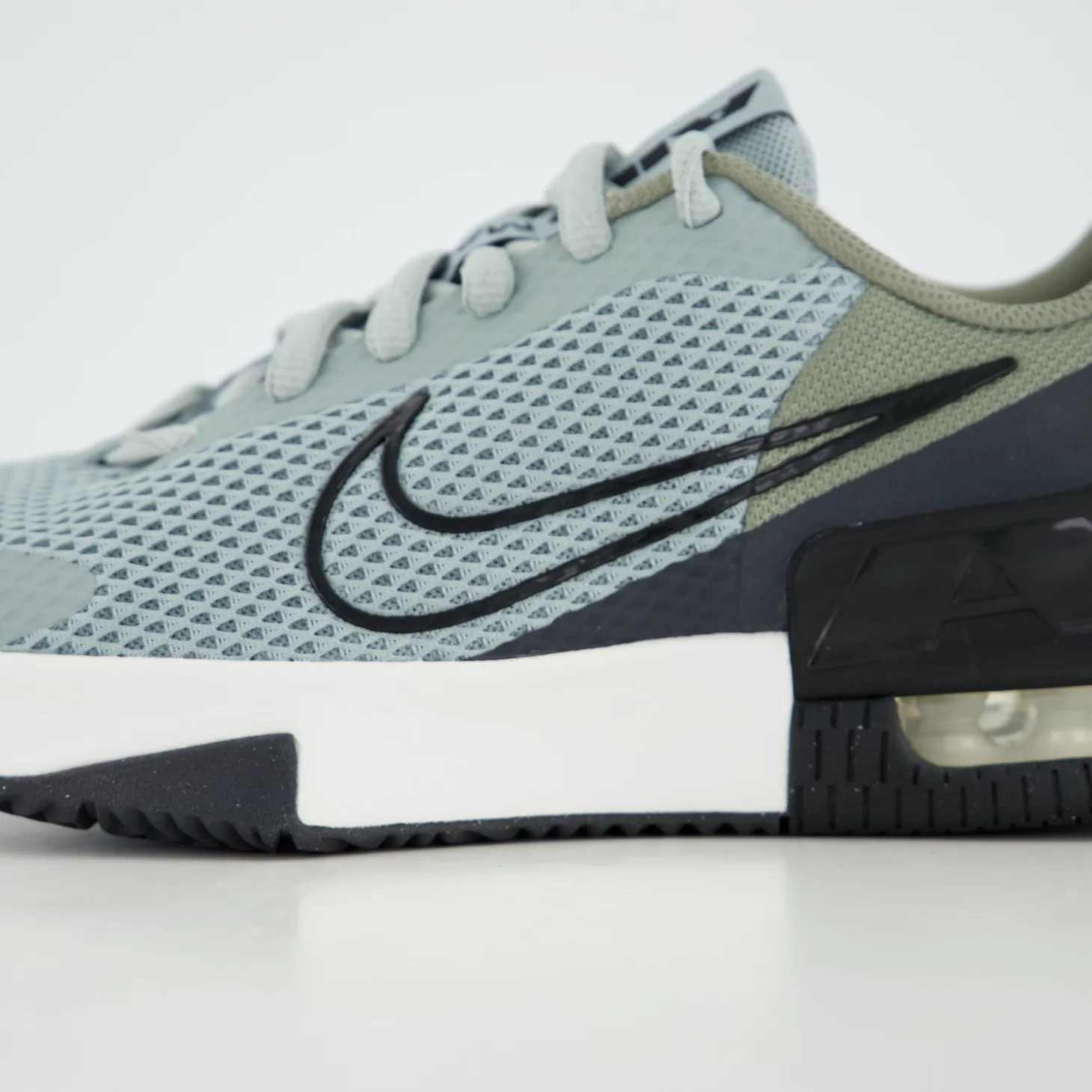 Nike Air Max Alpha Trainer 6 M