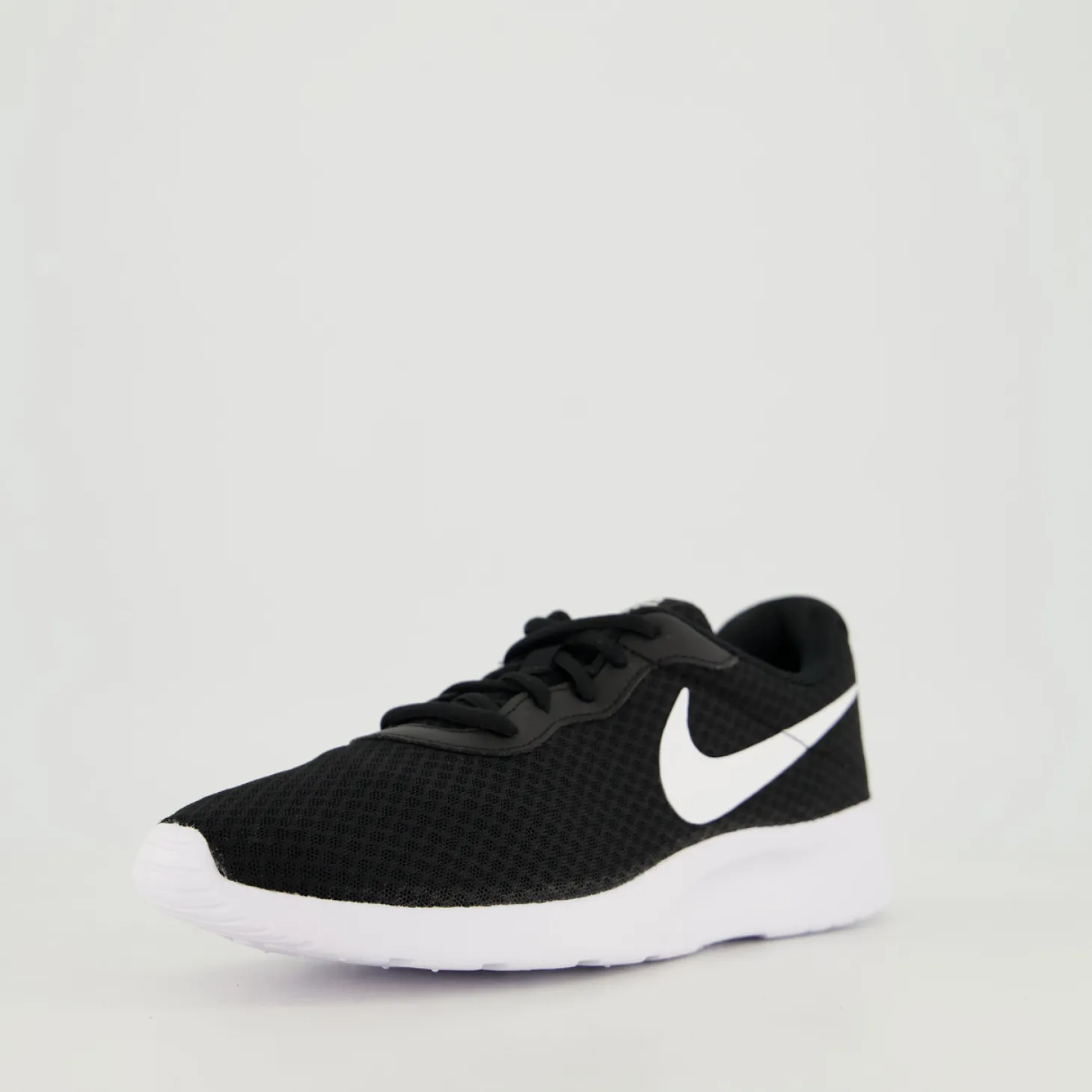 NIKE TANJUN MEN-S SHOES