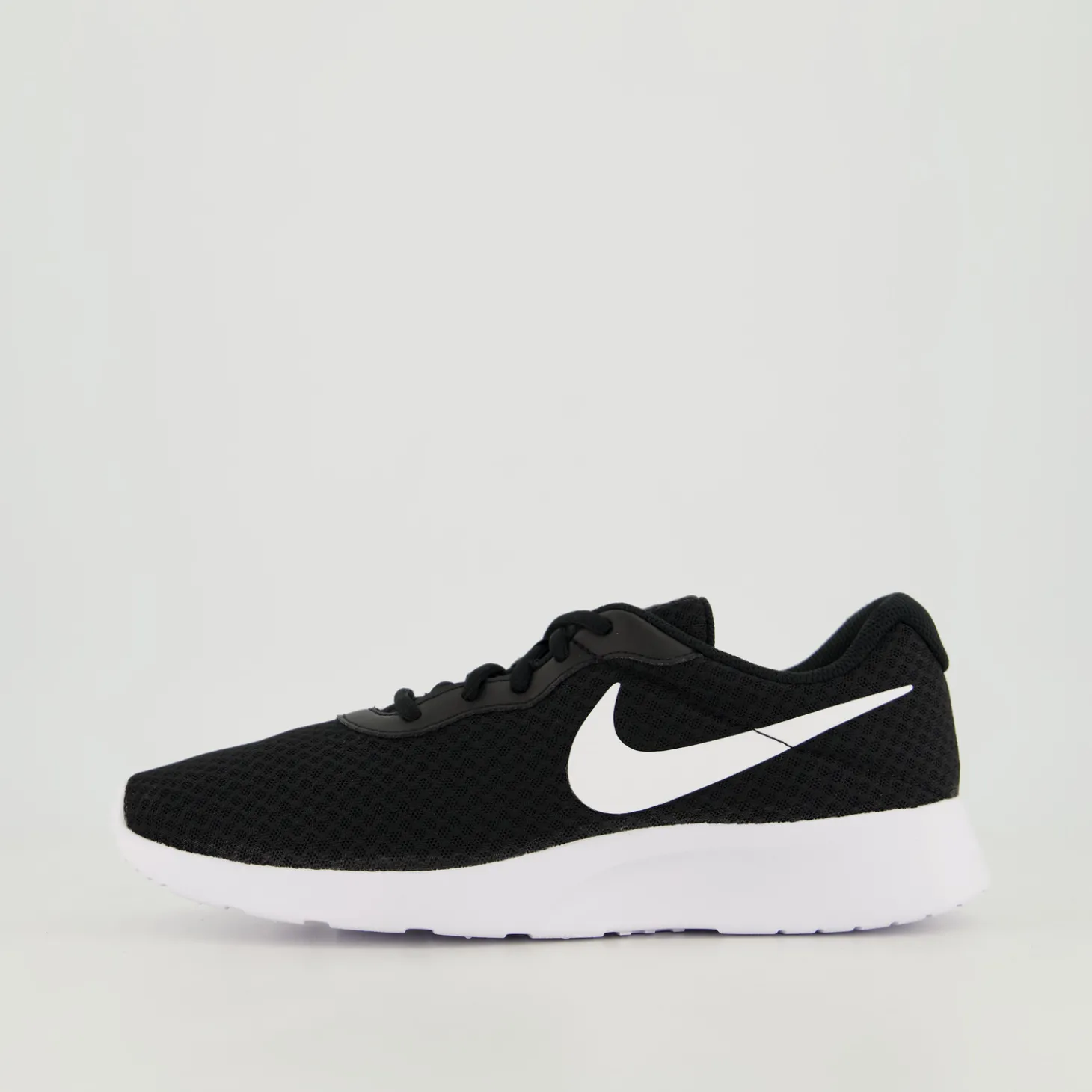 NIKE TANJUN MEN-S SHOES