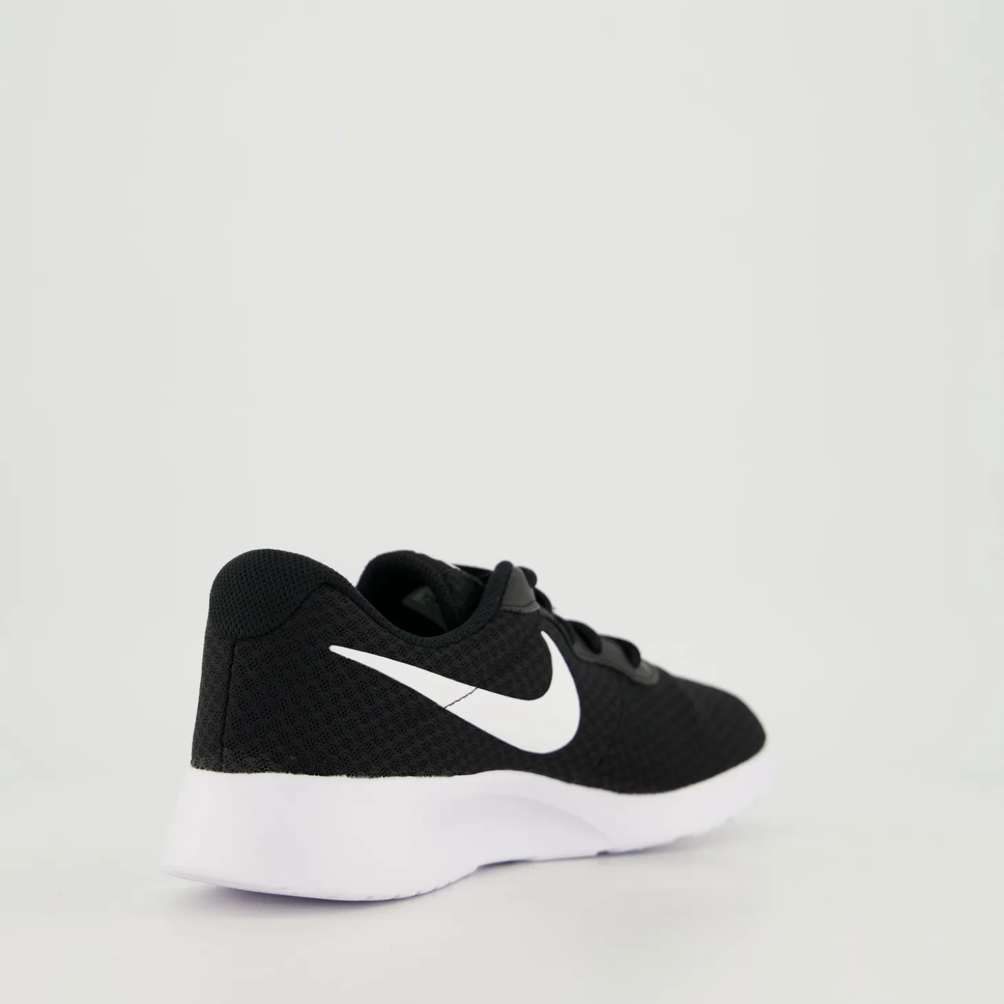 NIKE TANJUN MEN-S SHOES
