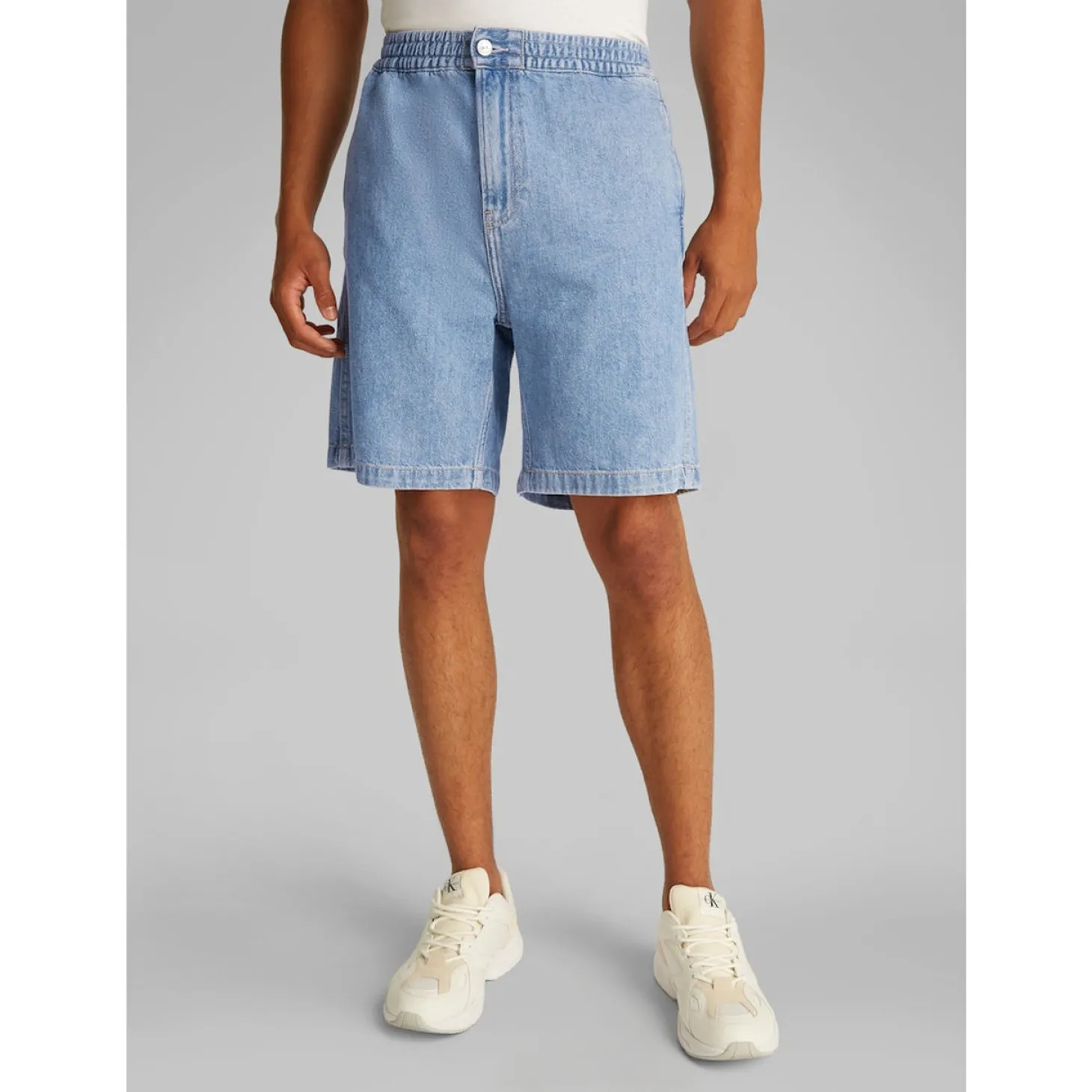PULL ON RELAXED DENIM SHORT