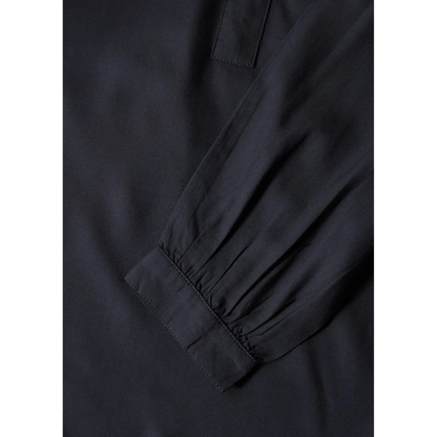 QR Splitneck tunic blouse