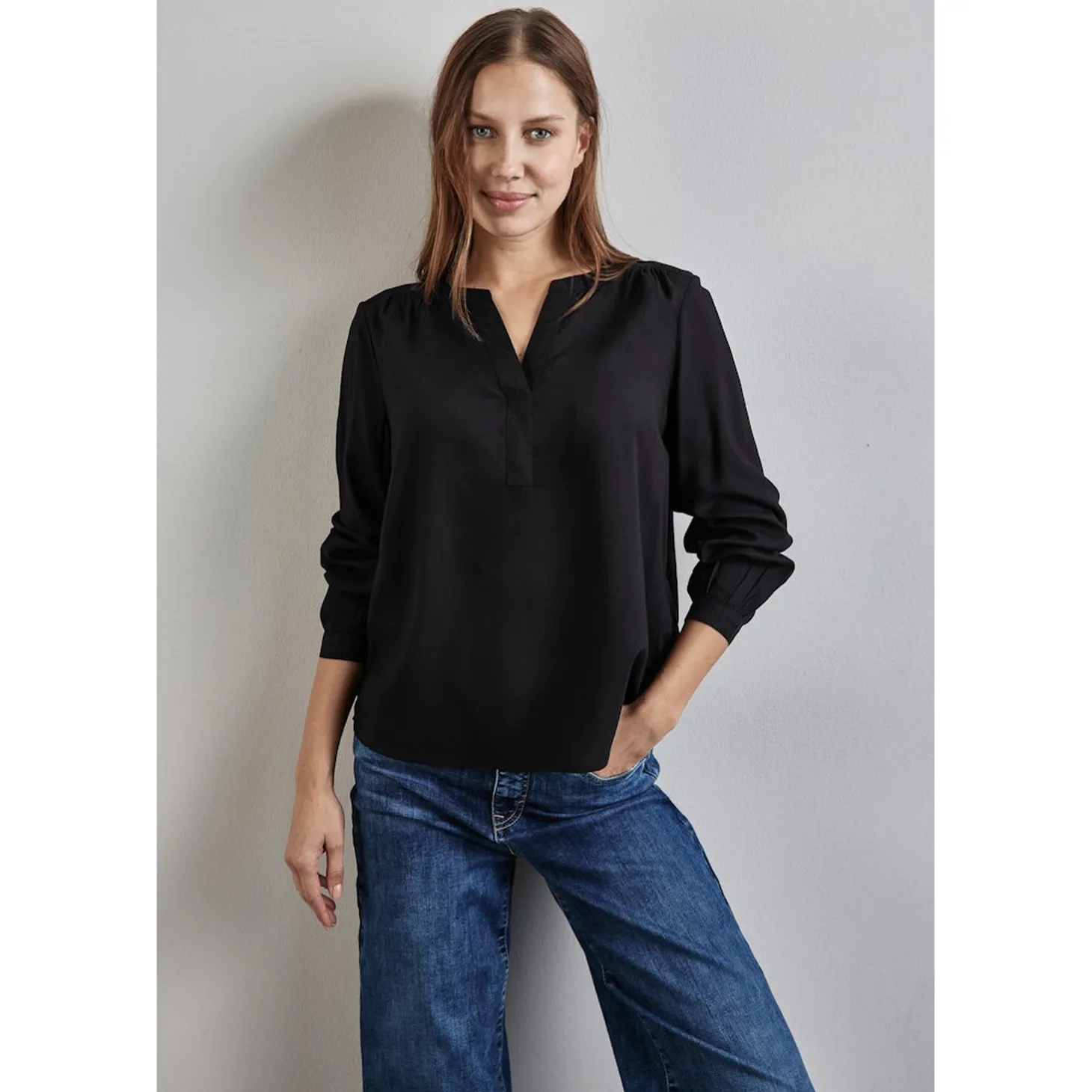 QR Splitneck tunic blouse