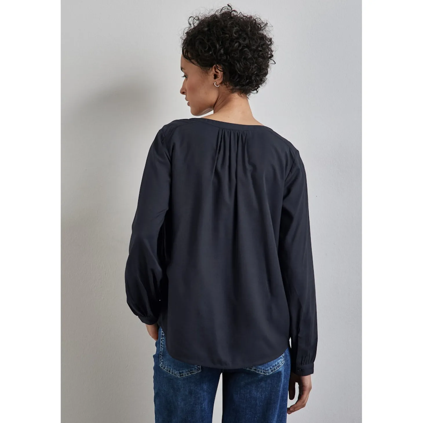 QR Splitneck tunic blouse