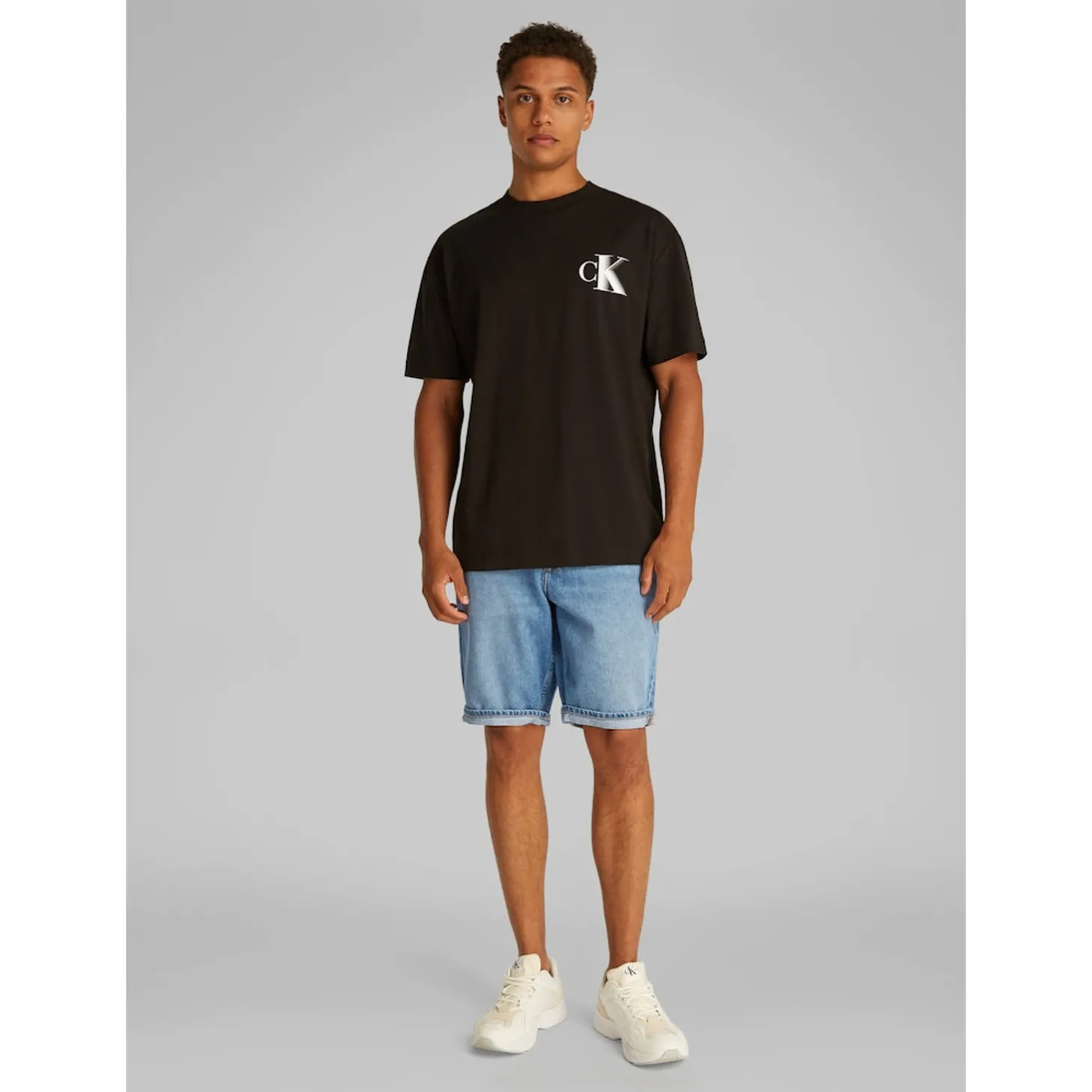 REGULAR SHORT