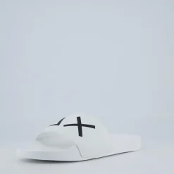Slippers Logo