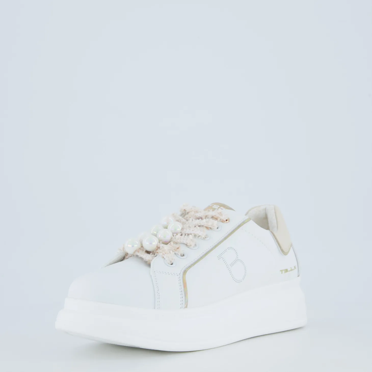 Sneaker