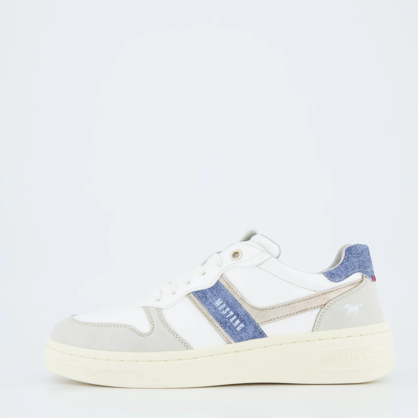 Sneaker