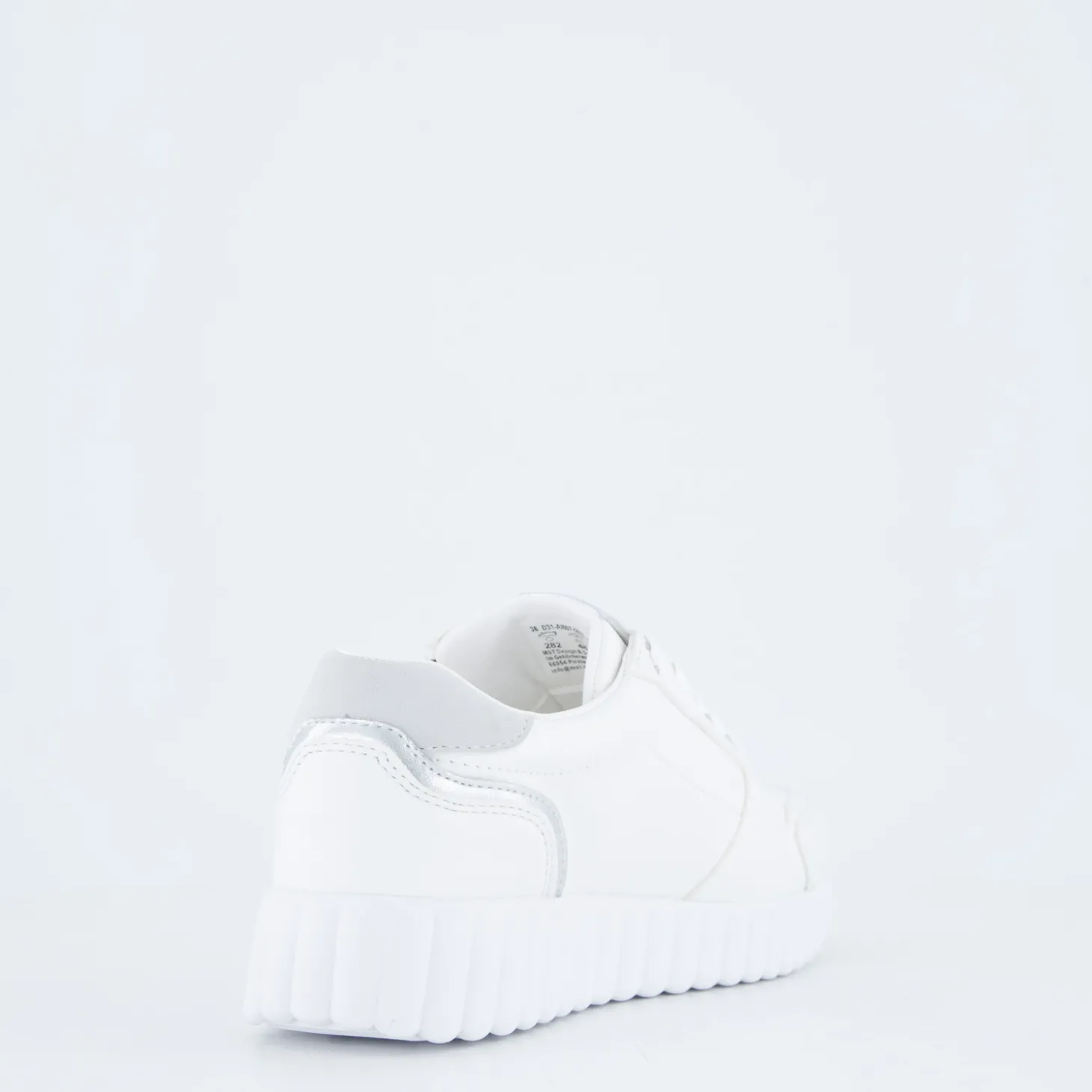Sneaker