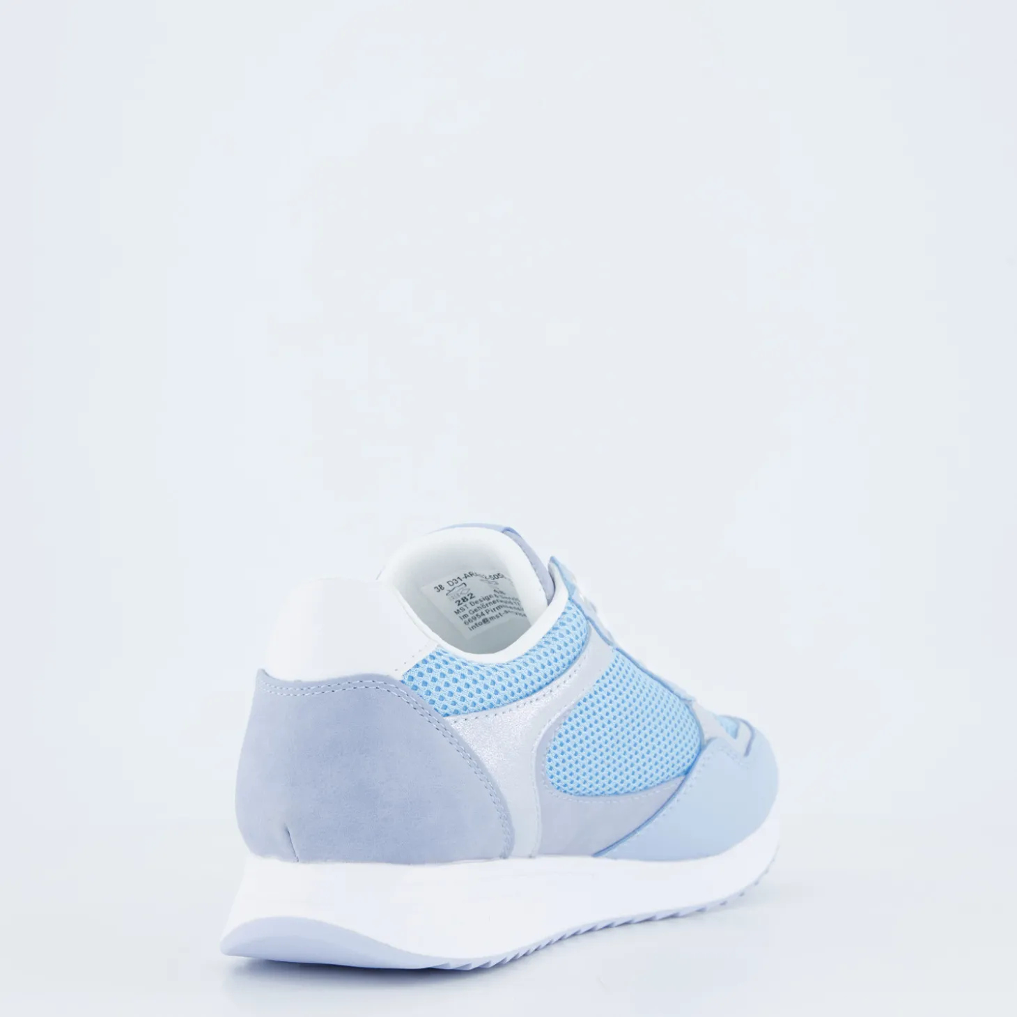Sneaker
