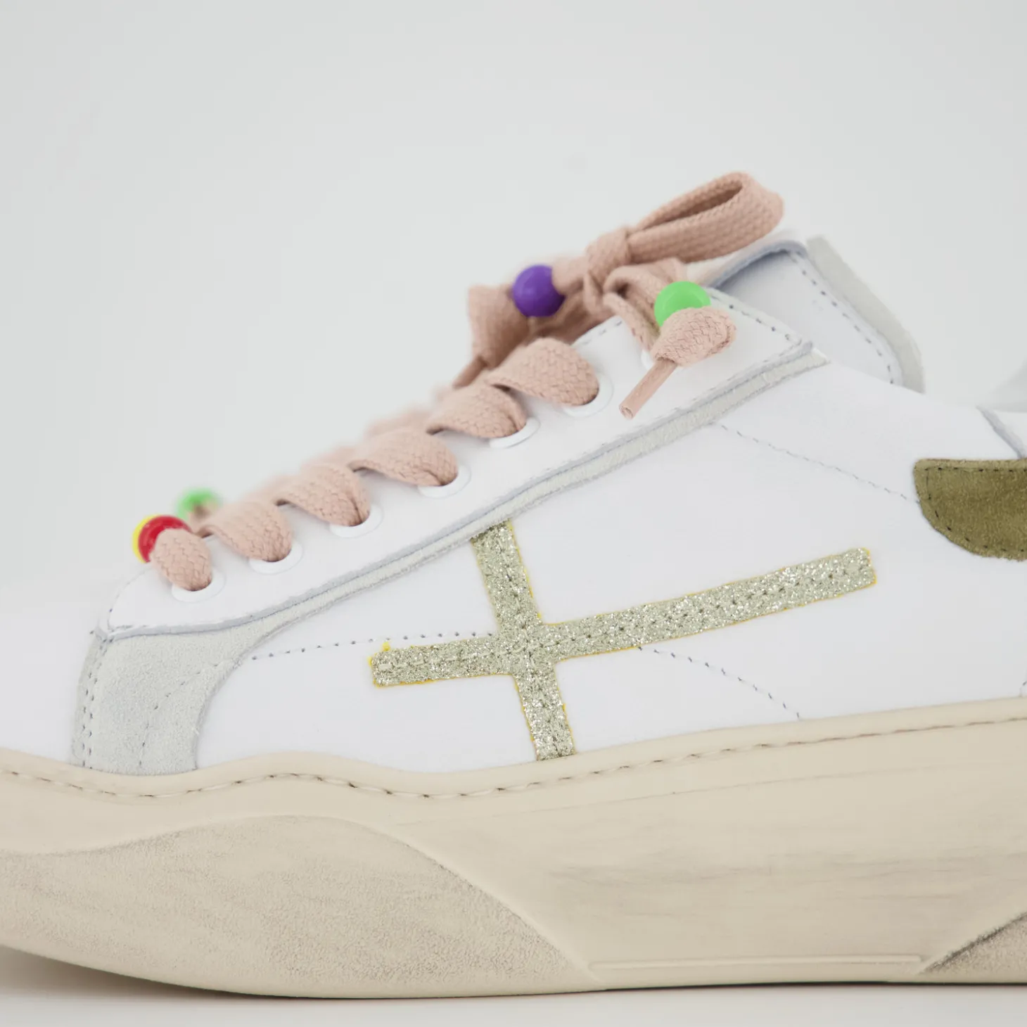 Sneaker