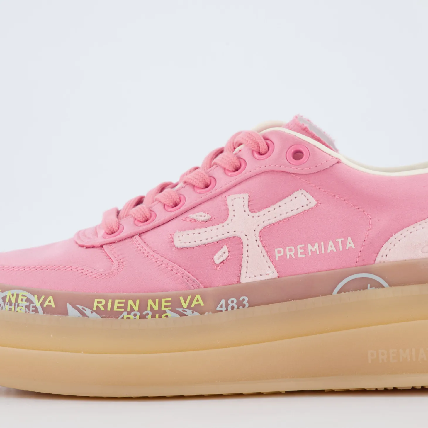 Sneaker