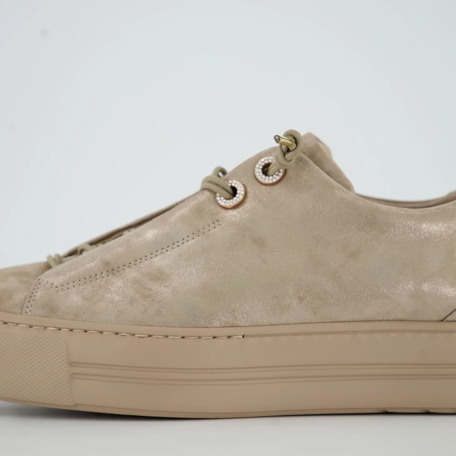 Sneaker
