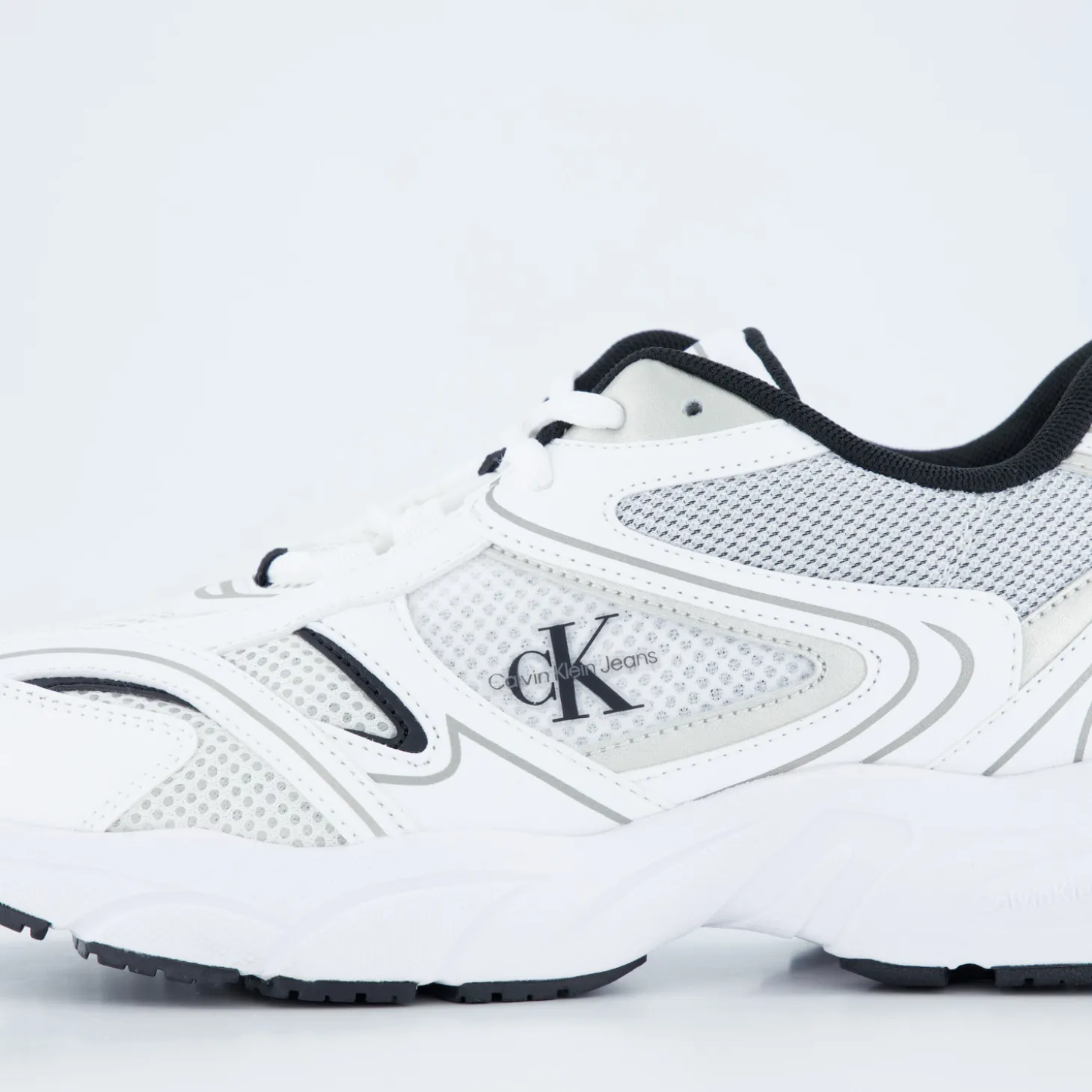 Sneaker