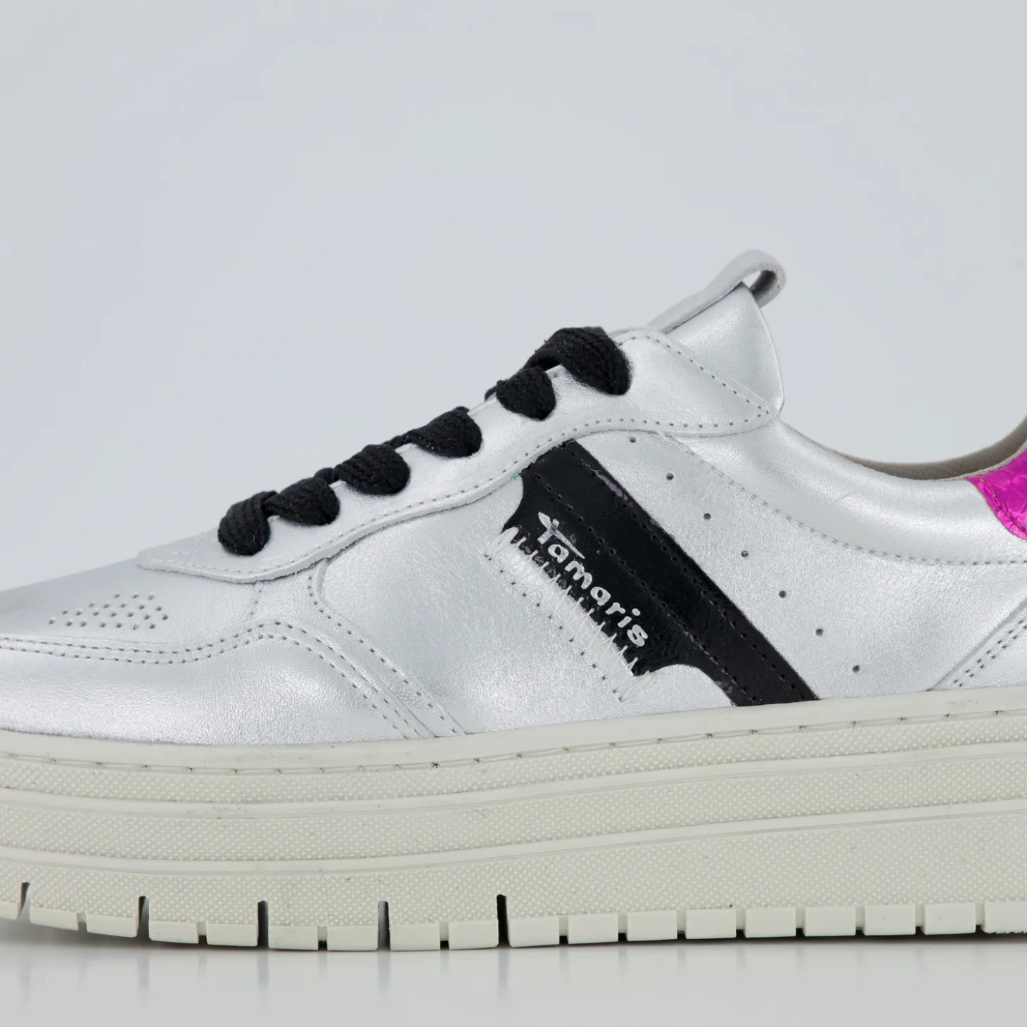 Sneaker
