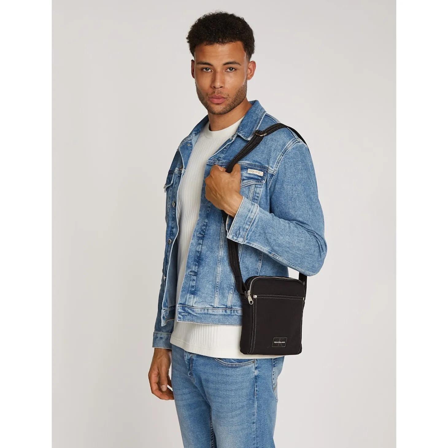 SPORT ESSENTIALS REPORTER W