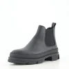 Stiefel & Stiefeletten