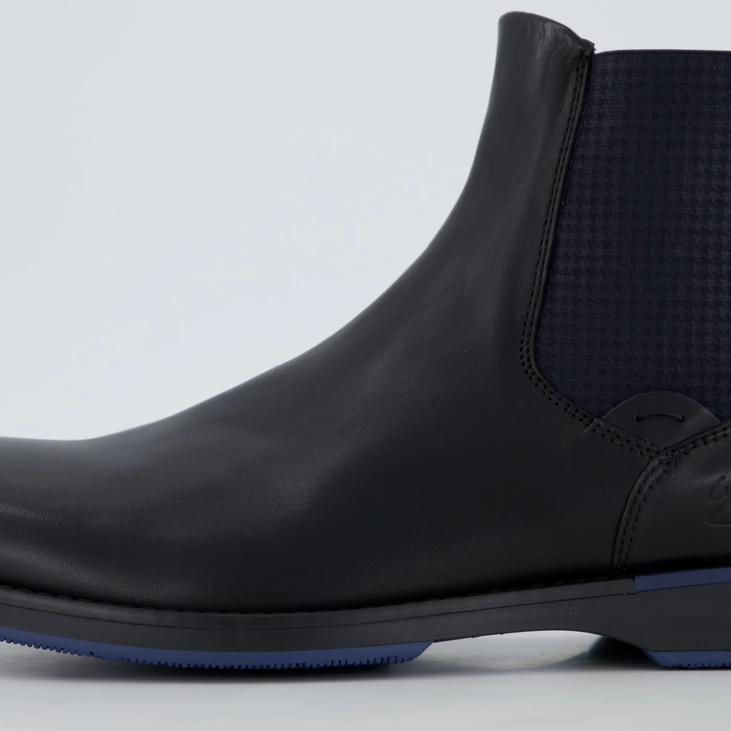 Stiefel & Stiefeletten