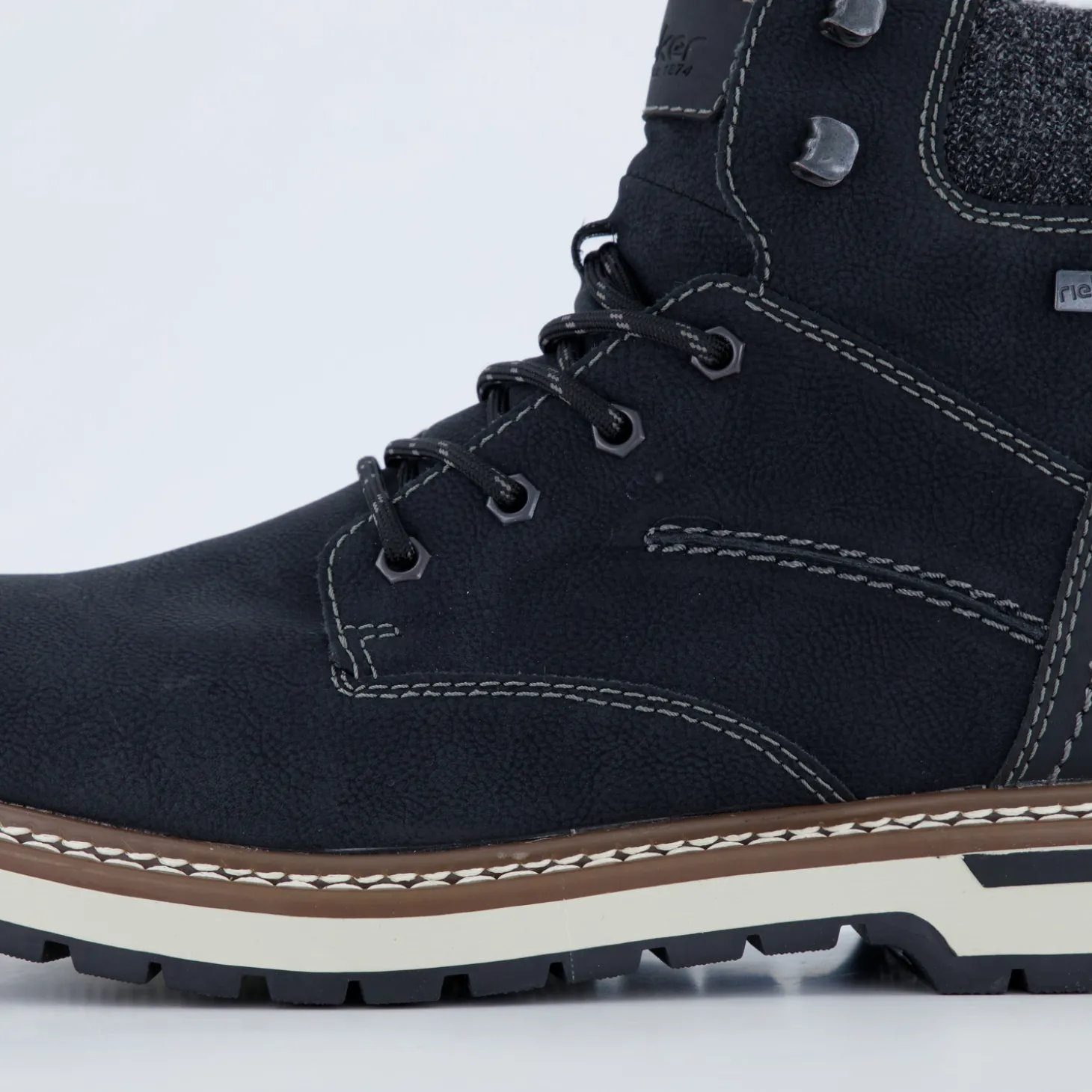 Stiefel & Stiefeletten