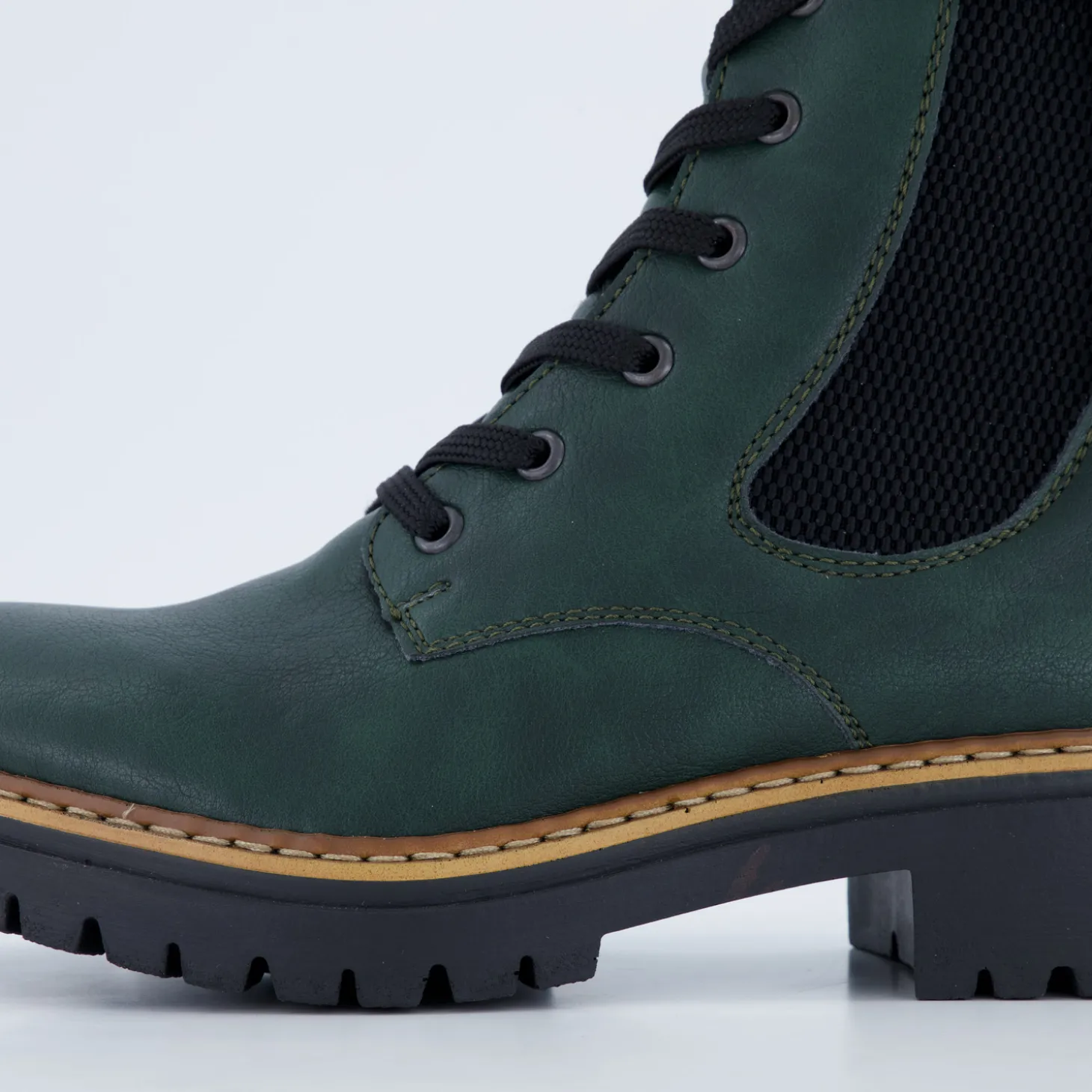 Stiefeletten & Boots