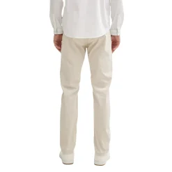 Tapered chino